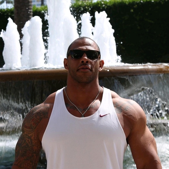 chrishendrix859